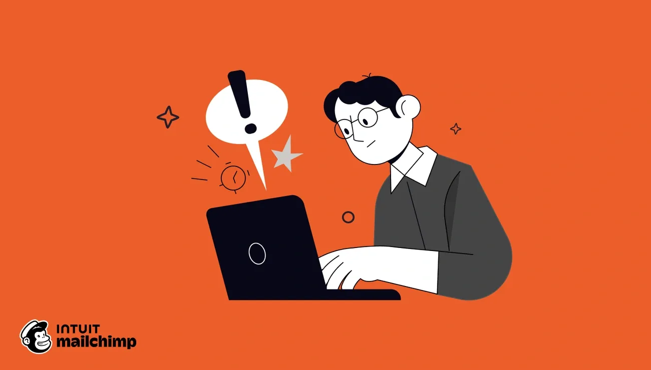 Ilustración de una persona usando un portátil con una alerta de signo de exclamación, que representa los **disparadores de spam** en el **email marketing**.